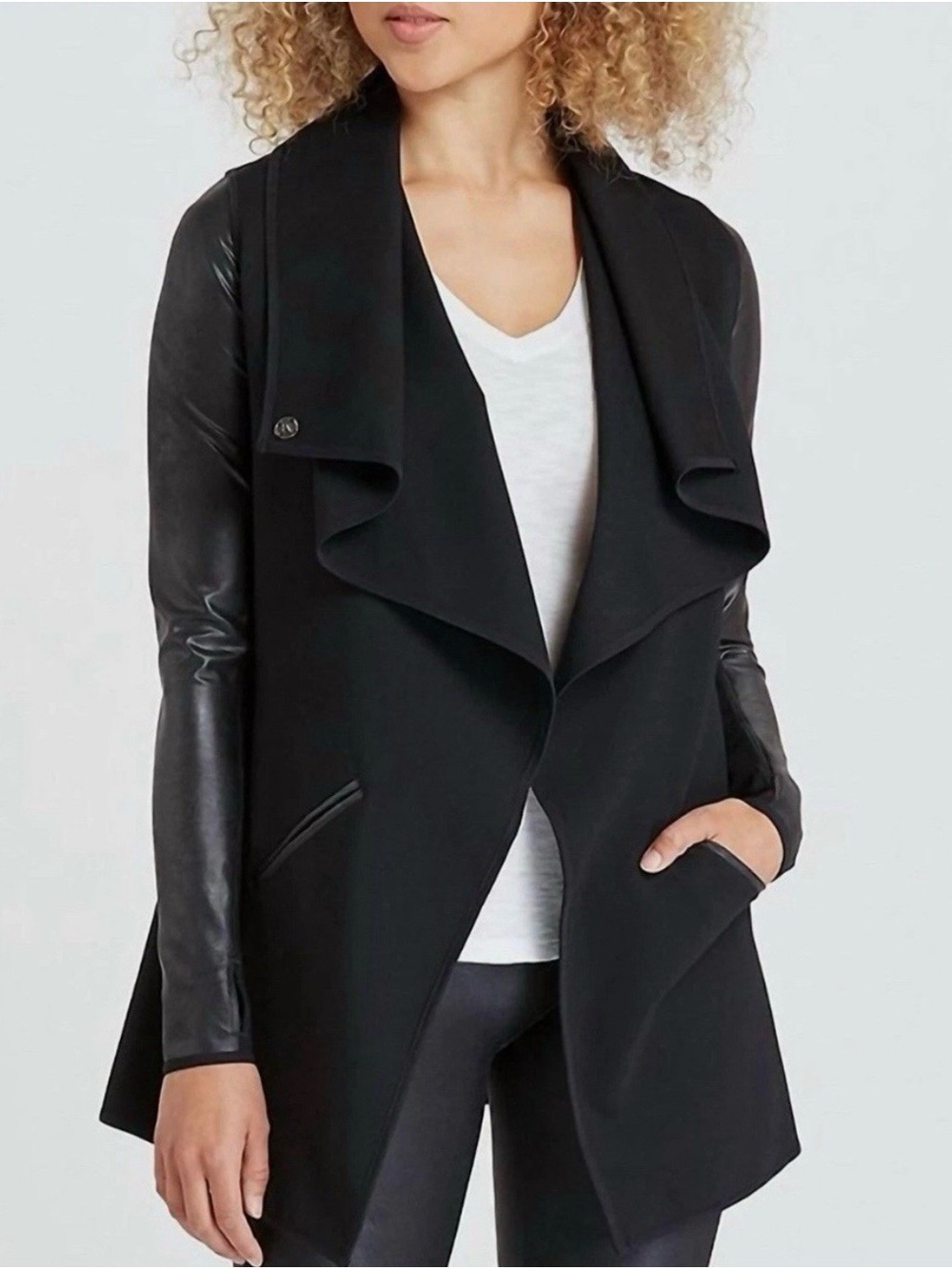 ✨SPANX Drape Front Jacket in Very Black Size L 50176R BK1025